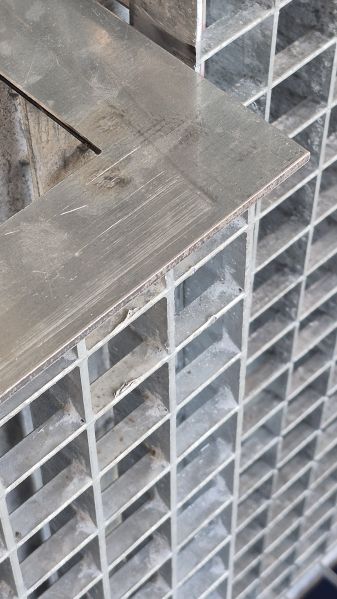 Fichier:003 PlantLab détailCage.jpg