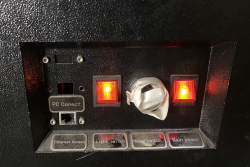 Allumer les interrupteurs Main power et Light switch